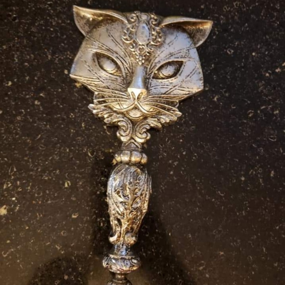 THE VAULT SACRED HEART CAT MIRROR BRAND NEW